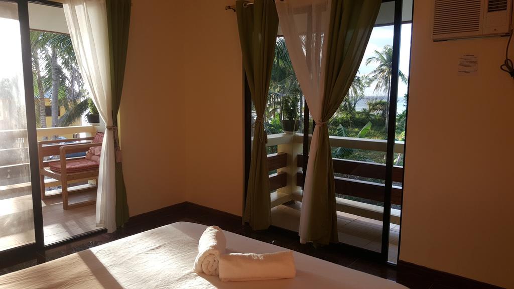 Lanas Beach Resort Romblon Island Екстер'єр фото