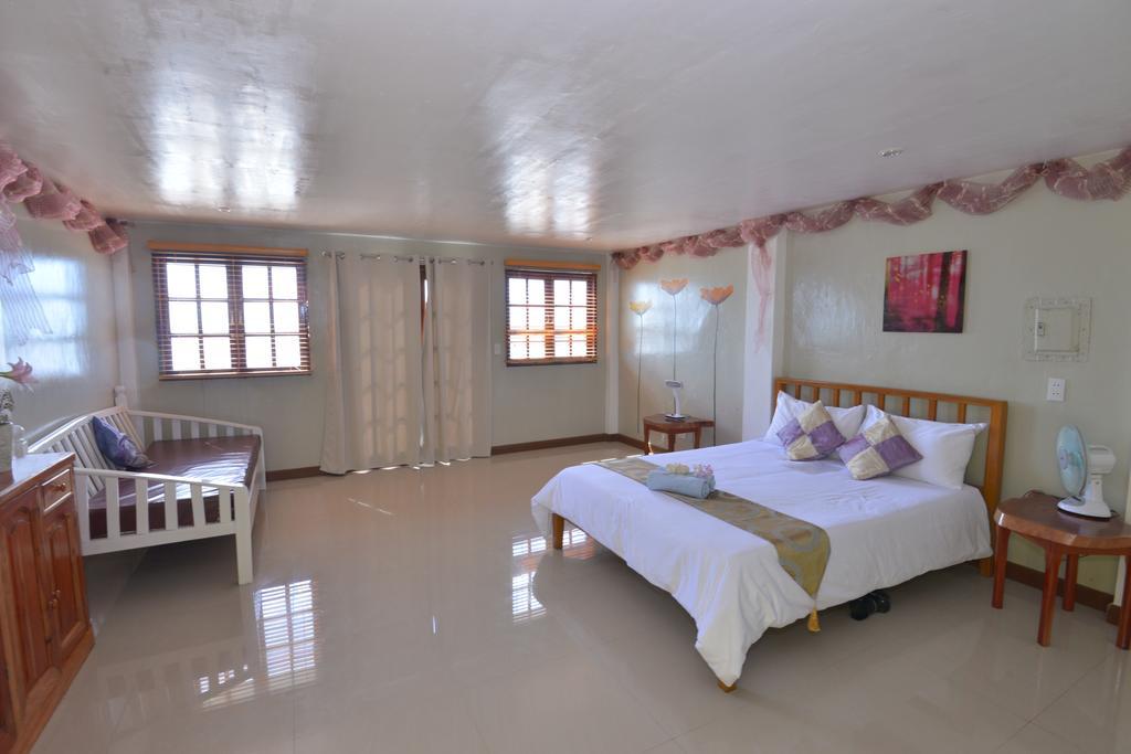 Lanas Beach Resort Romblon Island Номер фото