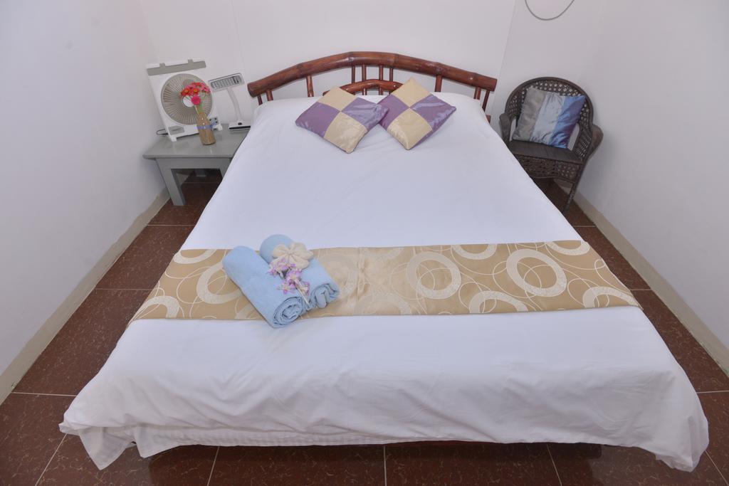 Lanas Beach Resort Romblon Island Номер фото