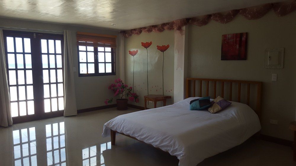 Lanas Beach Resort Romblon Island Екстер'єр фото