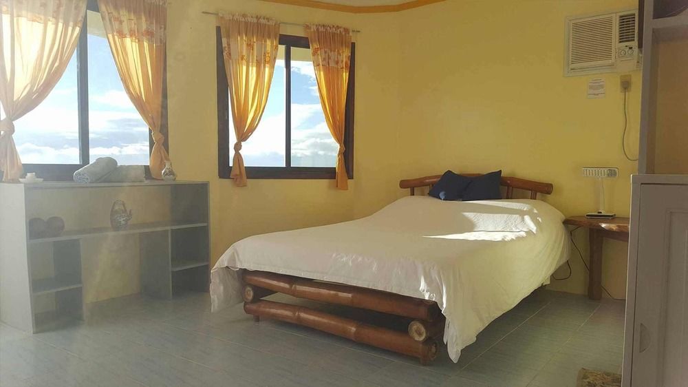 Lanas Beach Resort Romblon Island Екстер'єр фото